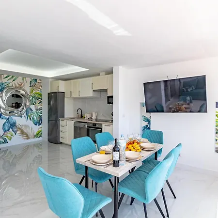 Tucan Next To Siam Park 아파트 *