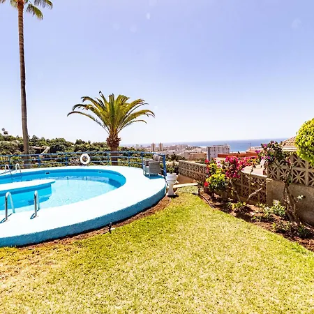 Tucan Next To Siam Park